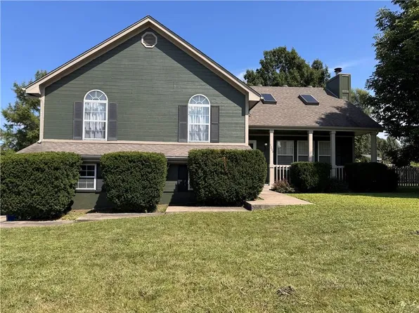 1333 NE Grand Ave, Lees Summit, MO 64086
