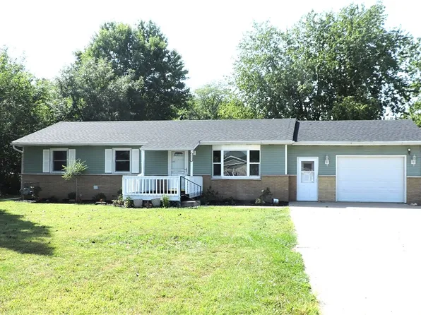 2212 N Bowman Ave, Danville, IL 61834
