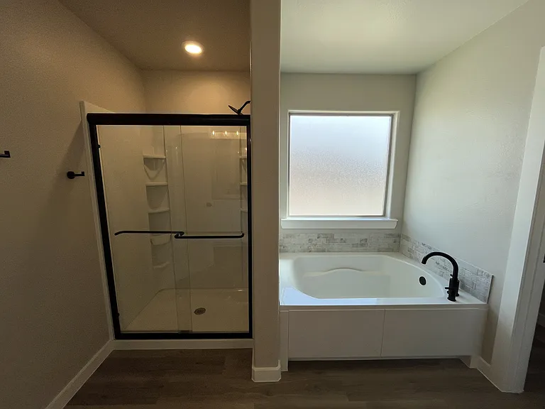 3611 Urbana Pl — Photo 26