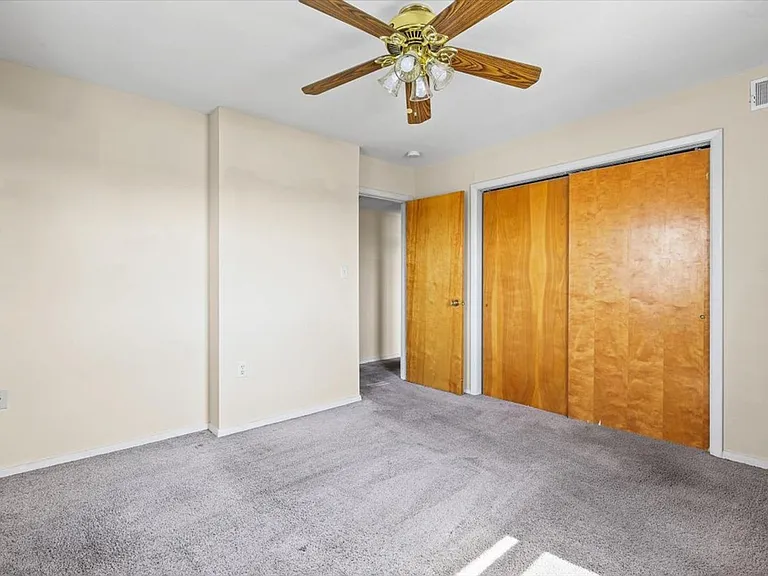 309-311 Robinhood Ln — Photo 27