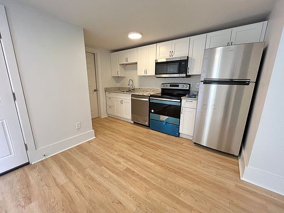 2nd image of 148 Florence St