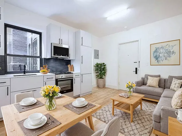 35 Bedford Street image 1 of 10