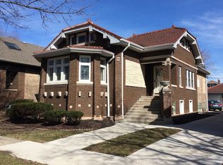 2307 Elmwood Ave, Berwyn, IL 60402