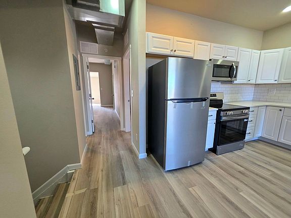 2nd image of 200-206 Colorado Ave #202-1/2