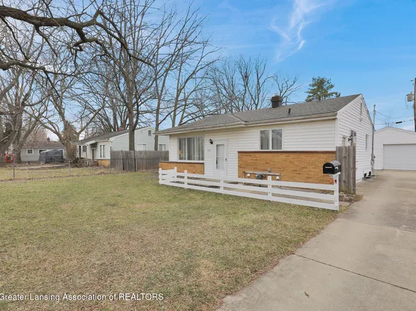 4618 S Pennsylvania Ave, Lansing, MI 48910
