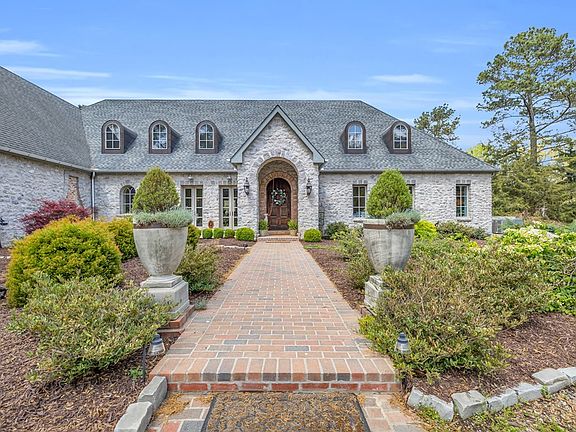 4th image of 117 Friendfield Ln