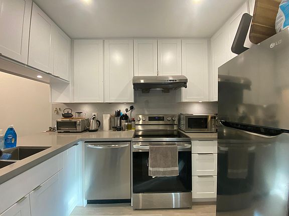 2nd image of 2238 Eton St #310