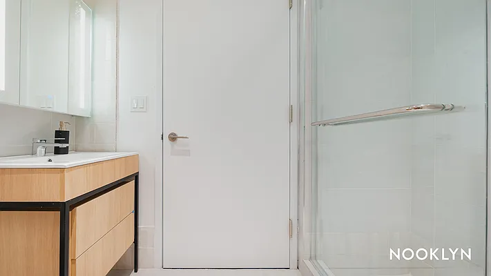 Rented by Nooklyn NYC LLC | media 11