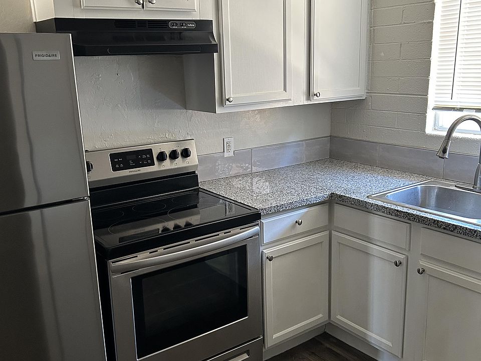 1st image of 1810 N 51st St #14