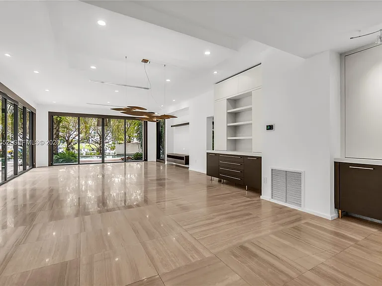 6840 Sunrise Pl — Photo 16