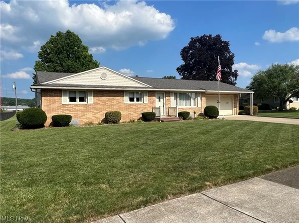 209 S McKinley Ave, Dover, OH 44622