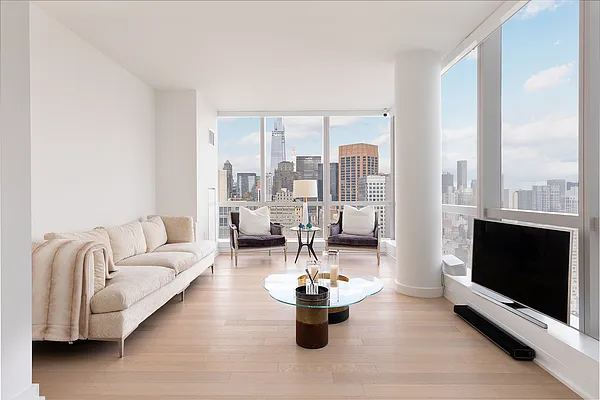 Rented by Compass | media 2