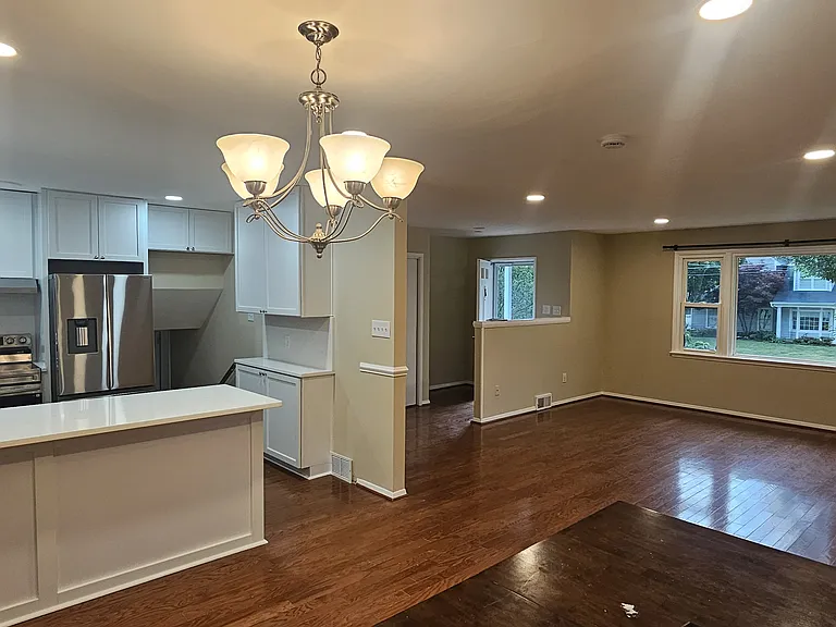 7501 Mendota Pl — Photo 6