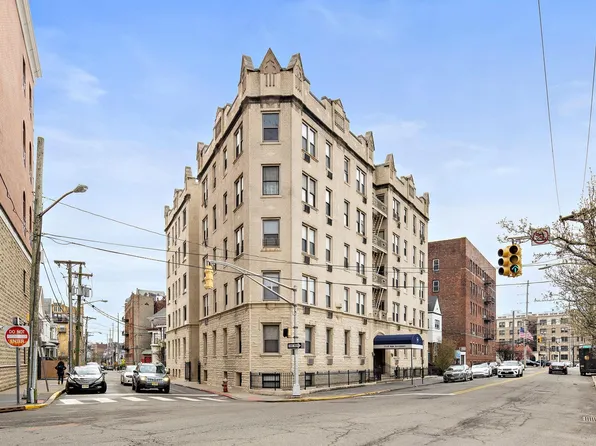 151 Sip Avenue image 14 of 15