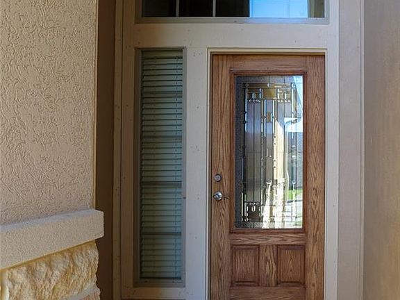 5th image of 3805 Blackhawk Ln