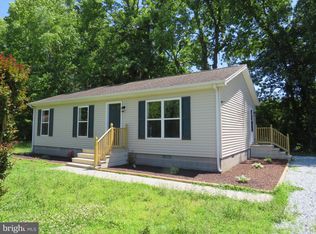 21 Anchor Dr, Crisfield, MD 21817
