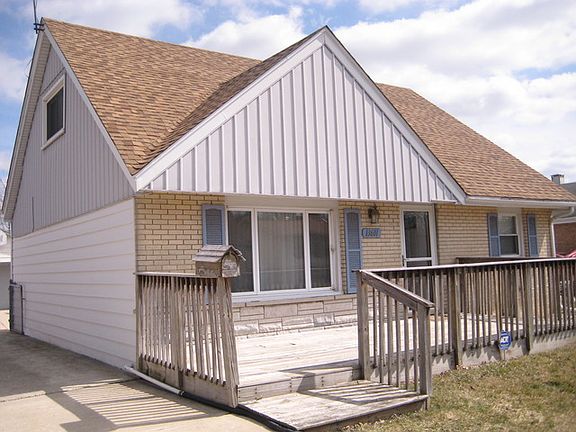 3rd image of 13601 S End Ln