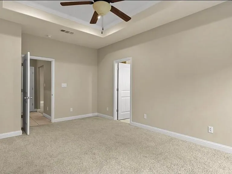 5005 Hidden Acres Dr — Photo 19