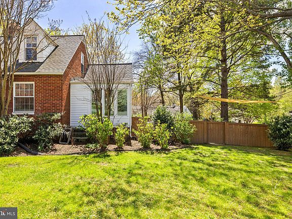 5th image of 3127 Worthington Cir