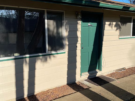 2nd image of 4910 SE Boardman Ave #4910