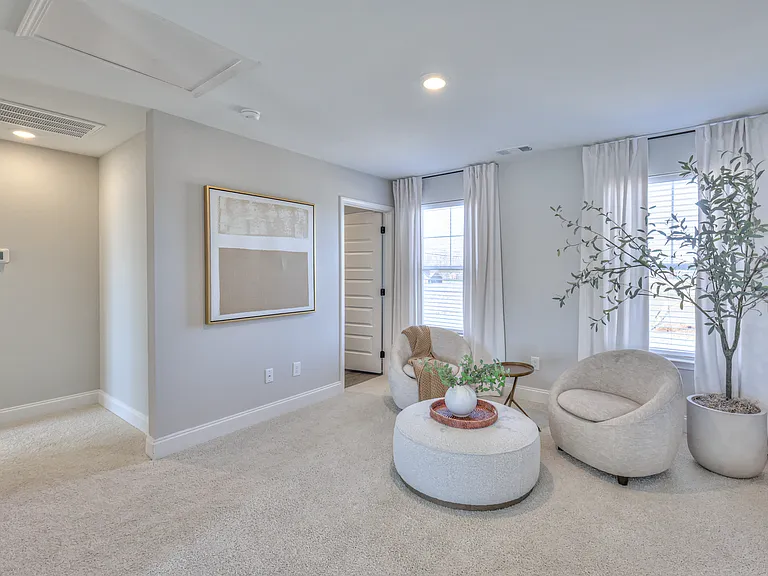 2762 Residences — Photo 35