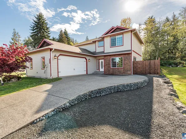 228 Juniper Ln, Port Angeles, WA 98362