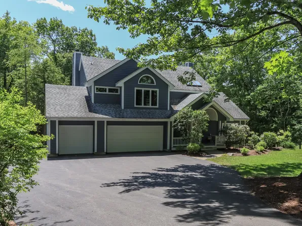 14 Saltmarsh Circle, Bow, NH 03304