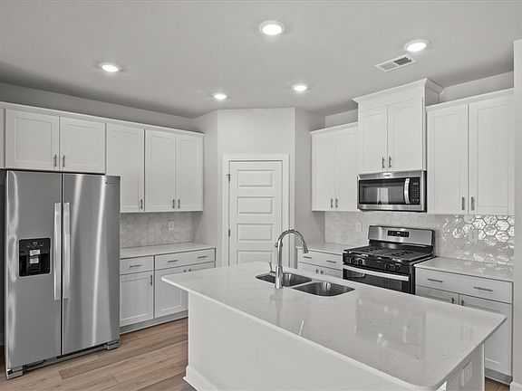 7th image of this home