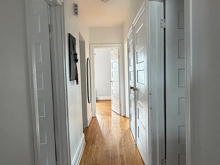 573 Ossington Ave #2 — Photo 15