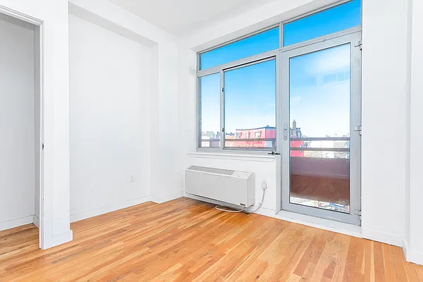 Rented by MySpaceNYC | media 3