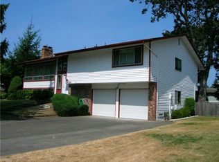 9629 Zircon Dr SW, Lakewood, WA 98498
