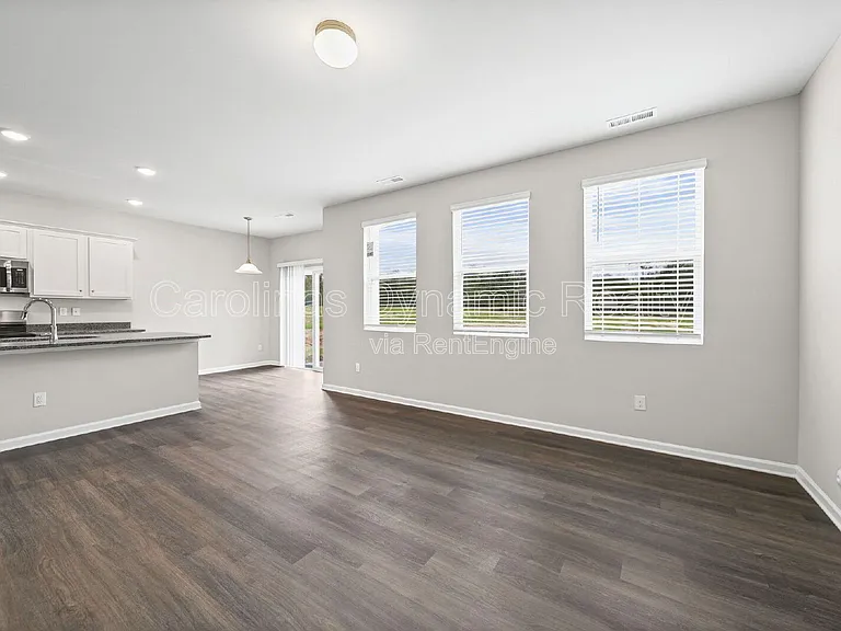 133 Pumice Dr — Photo 5