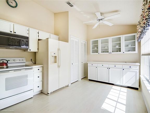 5th image of 3042 Cottage Grove Ct #1901
