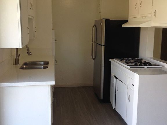 2nd image of 21024 Bryant St APT 03