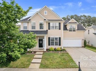 8207 Cottsbrooke Dr, Huntersville, NC 28078