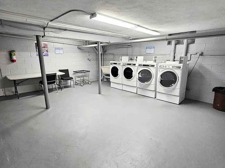415 Kearny Ave #2 — Photo 11