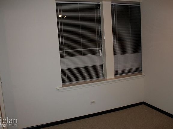 5th image of 3933 N Clarendon Ave APT 508