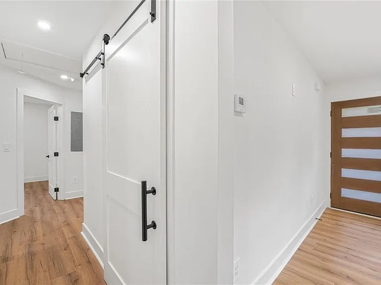 2353 Clarissa Dr NW — Photo 21