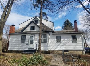 1312 10th St, Perry, IA 50220