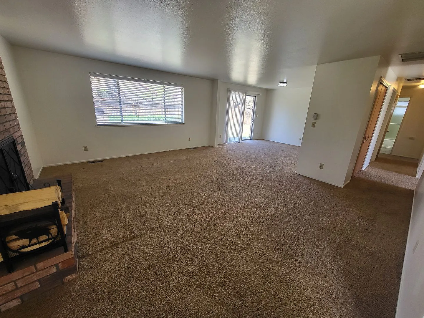 Brick home on the Westside of town- 1704 Pyrenees St. Carson City — Photo 4