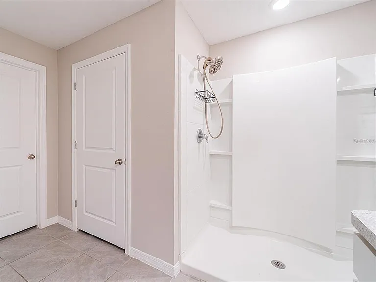 13748 Wineberry Dr — Photo 26