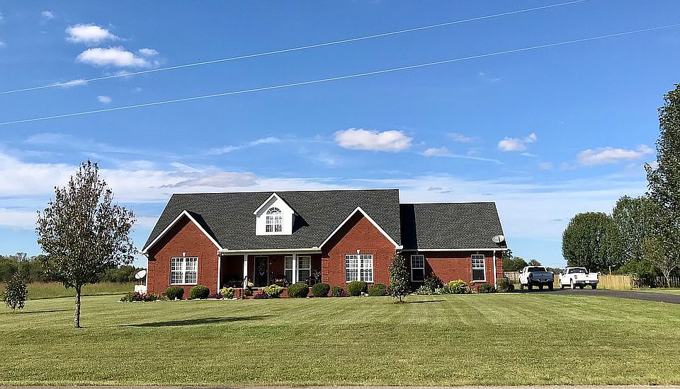 1st image of 118 Hazelnut Ln