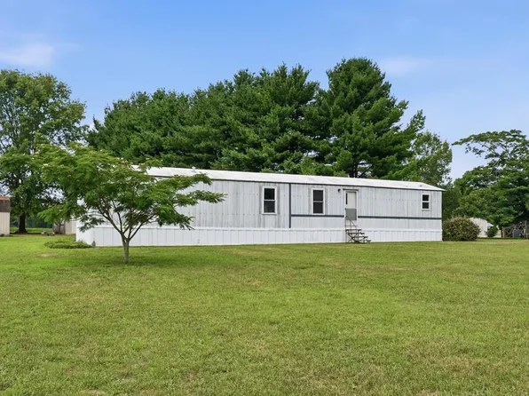 165 Barnfield Rd, Warsaw, VA 22572