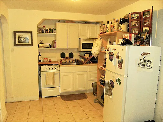 Rented by City Connections Realty | media 33