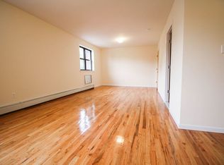 134 Norman Ave #3, Brooklyn, NY 11222