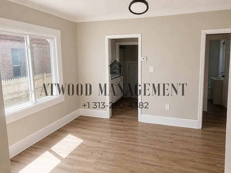 15341 Lauder St — Photo 4