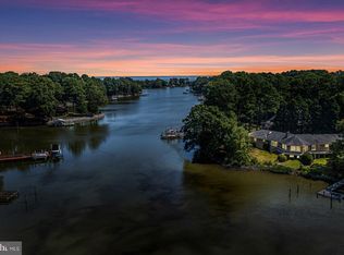 51 Reef Ct, Montross, VA 22520