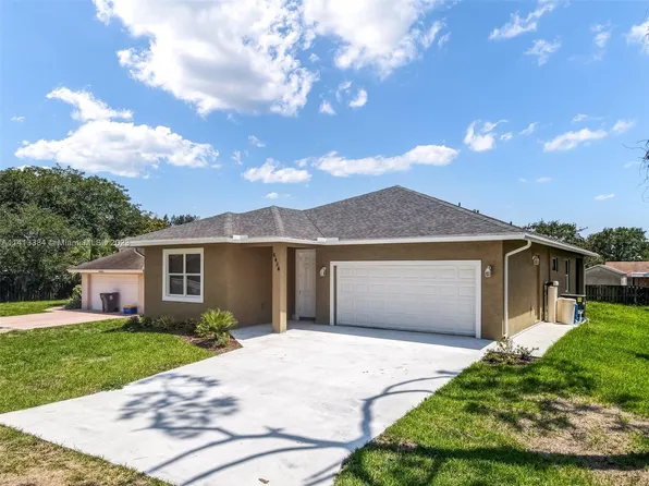 6452 Alexander Rd, West Palm Beach, FL 33413