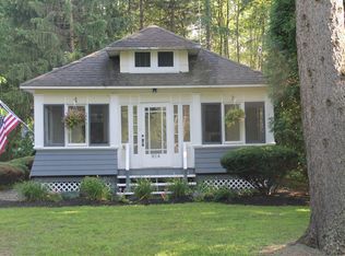 814 Lishakill Rd, Niskayuna, NY 12309