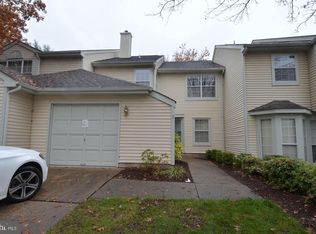 3 Heath Ct, Princeton, NJ 08540